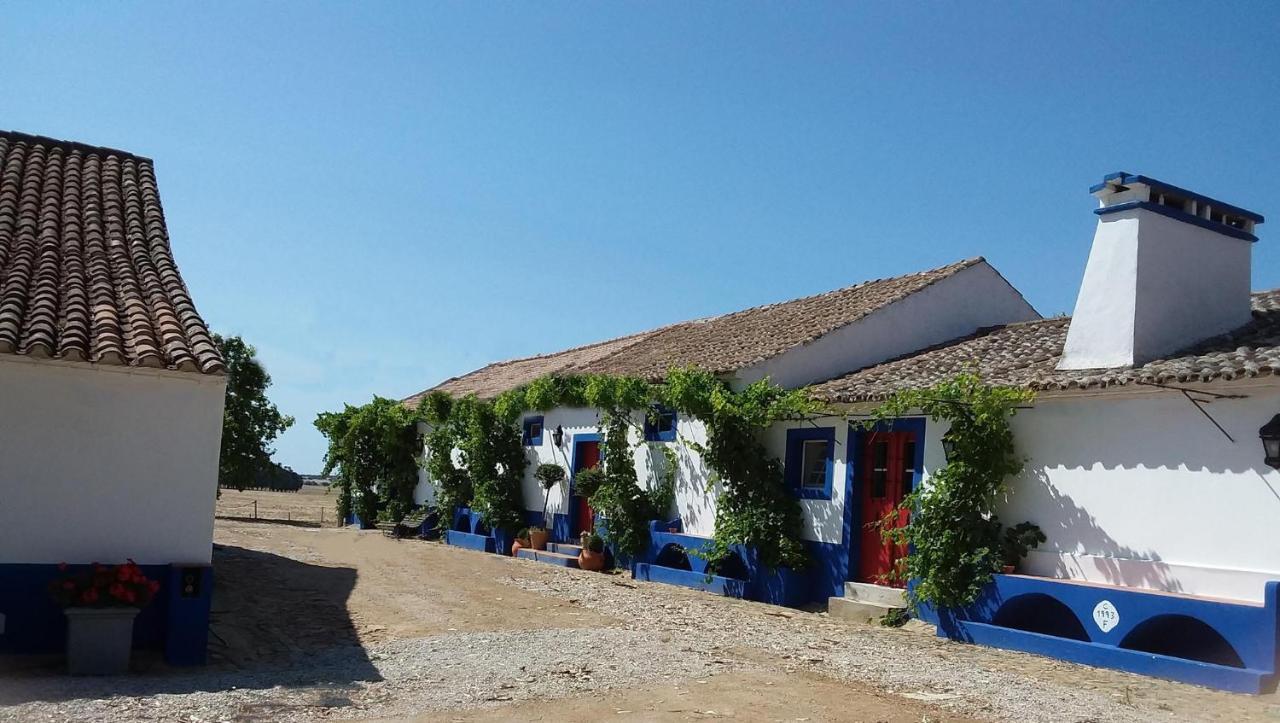 Lodge Monte Do Sobral Alcacovas Экстерьер фото
